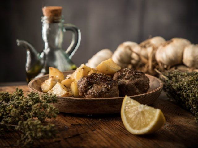 Μπιφτέκια, burgers και κεφτέδες: τα πιο νόστιμα θα είναι τα δικά σου