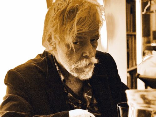 Πέθανε ο εικαστικός Πάνος Κουτρουμπούσης