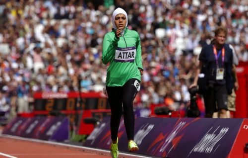 Αποσύρθηκε από τη γαλλική αγορά το χιτζάμπ για γυναίκες δρομείς