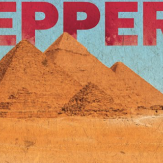 Δείτε τους Red Hot Chili Peppers να διασκευάζουν Radiohead μπροστά στην Πυραμίδα της Γκίζας (ΒΙΝΤΕΟ)