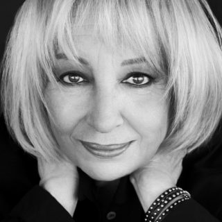 Δυο-τρία πράγματα που έμαθε η ζωή στην Αλέκα Κανελλίδου