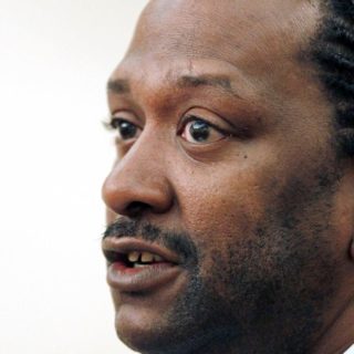 Ένας Αφροαμερικανός ανέλαβε την ηγεσία νεοναζιστικής οργάνωσης για να τη διαλύσει