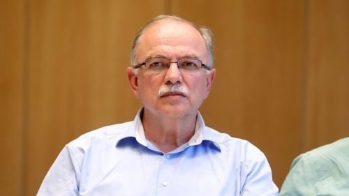 Επείγουσα επιστολή Παπαδημούλη προς ευρωπαϊκούς θεσμούς για το μισογυνικό πρωτοσέλιδο του «Μακελειού»