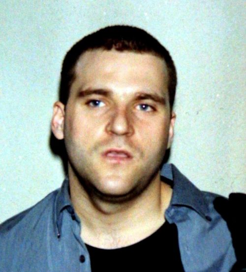 Ξεκίνησε η δίκη του Κώστα Πάσσαρη για την αιματηρή απόδρασή του από το Γενικό Κρατικό Νοσοκομείο Αθήνας, το 2001