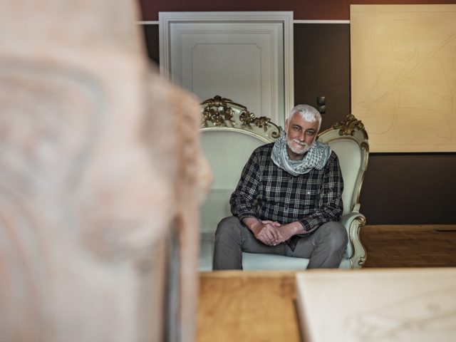 Ηλίας Παπαηλιάκης: «Τα έργα αποκτούν νόημα με το βλέμμα του άλλου»