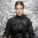 Η Sissi Rada σε μια συναυλία με Strings Attached