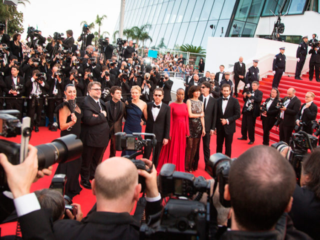 Το 72ο Φεστιβάλ Καννών ετοιμάζεται να υποδεχτεί όχι μόνο τους μεγαλύτερους σταρ του πλανήτη, αλλά κι… εσάς.