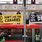 Ακτιβιστές απέκλεισαν το Χρηματιστήριο του Λονδίνου