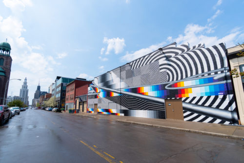 Μια φουτουριστική τοιχογραφία στη Νέα Υόρκη από τον Φελίπε Παντόνε