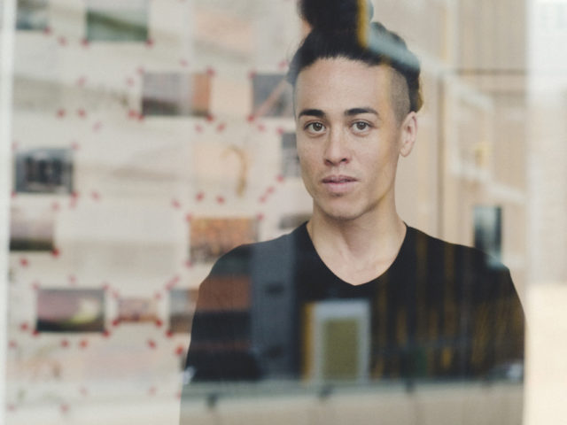 Γου Τσανγκ: «Η τέχνη μπορεί να είναι ένας τρόπος να μειώσουμε τις ταχύτητες και να επικεντρωθούμε στο πώς αντιλαμβανόμαστε τον κόσμο»