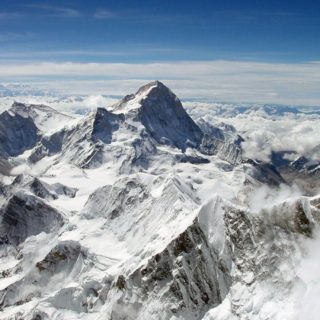 Ινδία: Ελικόπτερο εντόπισε πτώματα στα Ιμαλάια