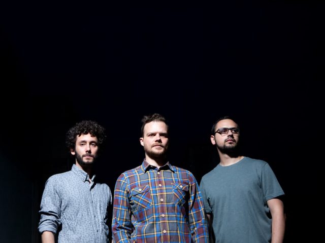 Οι Mary’s Flower Superhead φαντάζονται την κηδεία τους κάπως σαν το βίντεο του “November Rain”