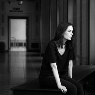 Η Κάτια Δανδουλάκη πιστεύει ότι ζούμε παραπάνω από μία φορά