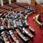 Ψηφίζεται σήμερα η τροπολογία για κατάργηση της μείωσης του αφορολόγητου