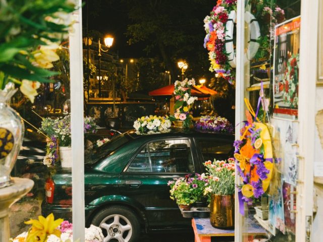 Αύγουστος στην Αθήνα και η Μαβίλη γίνεται το κέντρο του κόσμου