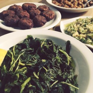 Αν βρεθείς στην Πάρο πρέπει να μάθεις τι είναι το σαλατούρι στην Παλιά Αγορά