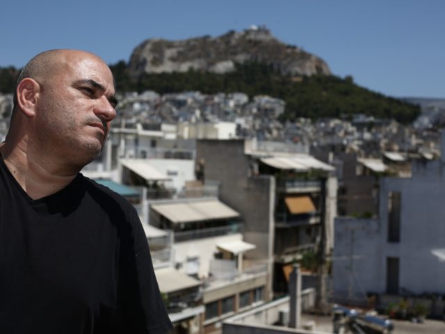 Ο Γιάννης Γιουλούντας πιστεύει ότι το δίλημμα της εποχής μας είναι ουτοπία ή δυστοπία. Κι επιλέγει το πρώτο.