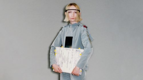 The Order of Singularity: Έχουν τα ρούχα συναισθηματική νοημοσύνη;