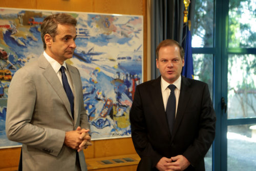 Θεσμοθέτηση φορολογικών κινήτρων ώστε η απόκτηση του κράνους να είναι πιο οικονομική