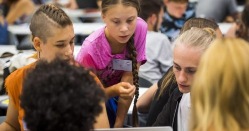 Εκατοντάδες νέοι Ευρωπαίοι διατυπώνουν κοινές διεκδικήσεις για την αντιμετώπιση της κλιματικής αλλαγής, στη Λωζάνη