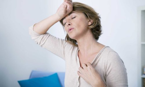 Νέα βρετανική ιατρική μέθοδος μπορεί να καθυστερήσει την εμμηνόπαυση έως και 20 χρόνια