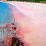 Δύο γάλλοι τουρίστες που έκλεψαν 40 κιλά άμμου από τη Σαρδηνία κινδυνεύουν με ποινή φυλάκισης