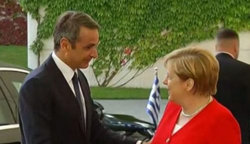 Σε εξέλιξη η συνάντηση Μητσοτάκη-Μέρκελ