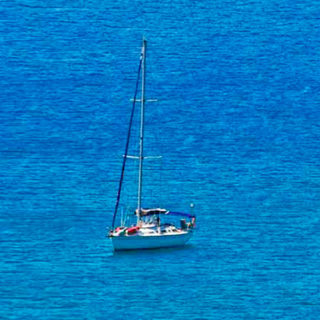 Διάσωση επτά τουριστών που επέβαιναν σε ιστιοφόρο