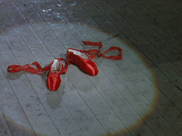 Όταν ένας αθηναϊκός Αύγουστος σώθηκε χάρη σε «Κόκκινα Παπούτσια»