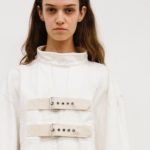 GUCCI: Μοντέλο διαμαρτύρεται ενώ κάνει πασαρέλα. Κατηγορεί τον οίκο για ωραιοποίηση των προβλημάτων ψυχικής υγείας [VIDEO-ΕΙΚΟΝΕΣ]