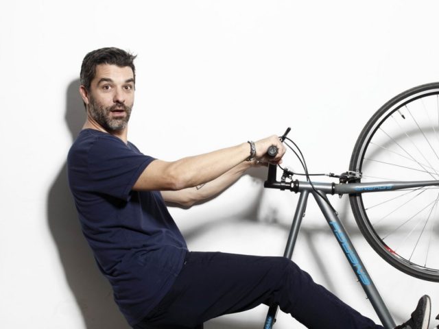 Για τον Πέτρο Λαγούτη οι φίλοι του είναι η γειτονιά του