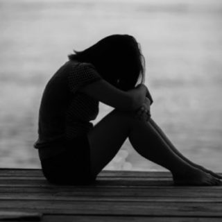 «Πρωταθλήτρια» Ευρώπης στη μοναξιά η Ελλάδα