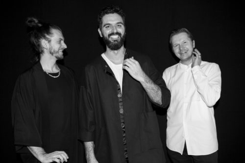 Ο Πέτρος Κλαμπάνης επιστρέφει με νέο δίσκο και τον παρουσιάζει live στο Gazarte