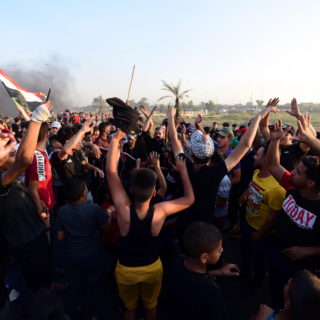 Ιράκ: Η στρατιωτική διοίκηση παραδέχθηκε τη «χρήση υπερβολικής βίας» εναντίον των διαδηλωτών