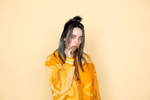 Είναι επικίνδυνο να γκουγκλάρεις την Billie Eilish και την Maisie Williams του Game of Thrones;