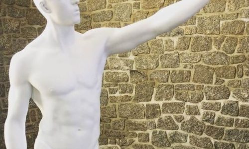 Εμπρός πίσω: Η UNESCO φόρεσε στρινγκ σε αγάλματα [ΕΙΚΟΝΕΣ]