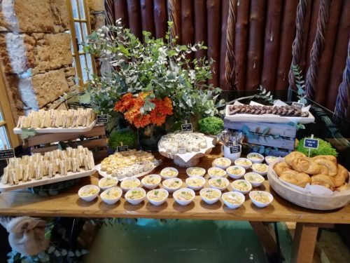 Ακαταμάχητες καινοτόμες επιλογές φαγητού για όλη την ημέρα αποκλειστικά στα Starbucks