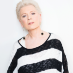 Έλενα Ακρίτα για Μητσοτάκη: «Αυτός ο έντρομος πολιτικός είναι πρωθυπουργός της Ελλάδας»