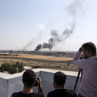 Συρία: Η Γαλλία απαιτεί τον «άμεσο τερματισμό» της επίθεσης της Τουρκίας