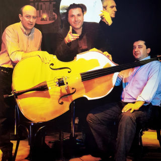 HALF NOTE JAZZ CLUB: Η τζαζ πλευρά της πόλης. 40 plus χρόνια, μεγαλώνουμε μαζί