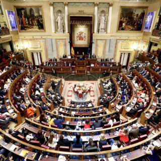 Ισπανία-Εκλογές: Το ακροδεξιό Vox εδραιώνει την παρουσία του στο πολιτικό σκηνικό