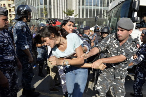 Λίβανος: Συνεχίζεται το κίνημα διαμαρτυρίας