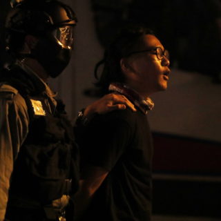 Χονγκ Κονγκ: Δεκάδες διαδηλωτές παραμένουν κλεισμένοι στο Πολυτεχνείο