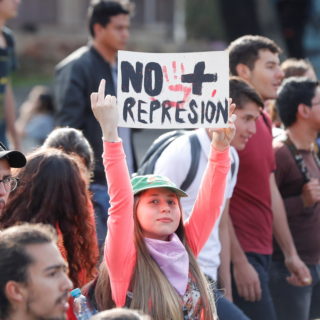 Κολομβία: “Κραυγή απελπισίας” από χιλιάδες διαδηλωτές [ΕΙΚΟΝΕΣ]