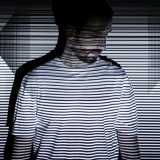 Αν είχε άλλη μια ευκαιρία, ο Max Cooper ίσως επέλεγε τον δρόμο της επιστήμης