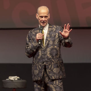 Δύο Απογεύματα στον Βρώμικο Κόσμο του John Waters