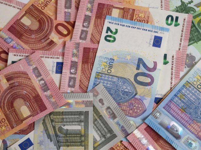 Επιστρεπτέα Προκαταβολή 7: Έως 19 Απριλίου οι αιτήσεις από επαγγελματίες και επιχειρήσεις