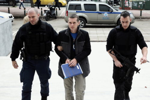 «Είμαι στην 28η ημέρα απεργίας πείνας. Δεν ξέρω αν θα ξαναδώ τα παιδιά μου και τη σύζυγό μου»