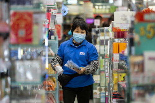 213 οι νεκροί από τον νέο κορονοϊό,  σχεδόν 9.700 τα κρούσματα μόνο στην Κίνα