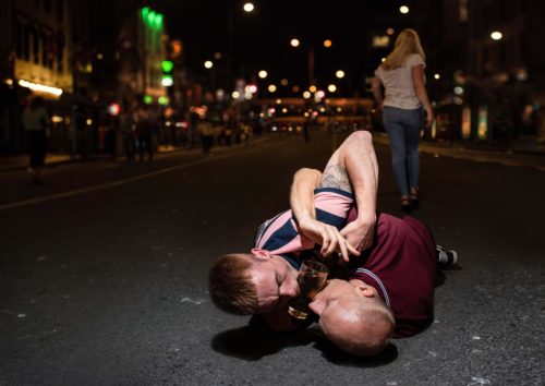 Enter Achilles: Ένα έργο-γροθιά στην πολιτική ορθότητα έρχεται στη Στέγη